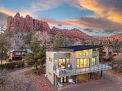 Moondance Redrock Terrace | 2 Kings | Epic Views