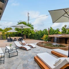 SolaNova Retreat | Cocktail Pool & Movie Room