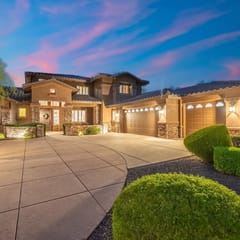 NEW|Lone Mtn. Estate| Resort-Style Oasis|Sleeps 14