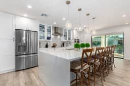 The Larkspur| 2 Masters|FREE Heated Pool| Gameroom - Image 5