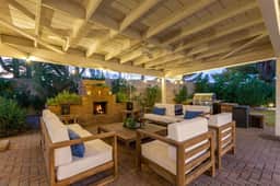 The Larkspur| 2 Masters|FREE Heated Pool| Gameroom - Image 3