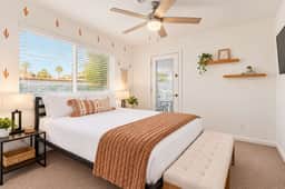 Vacay on Villa | Old Town |Swim, Putt, Play & Stay - Image 5