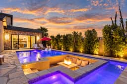 6 Beds | 5 Showers | Htd. Pool, Firepit & Putt Grn - Image 5