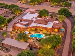 Desert Vista Off-Road Experience|E-Dirt Bikes|Pool - Image 5