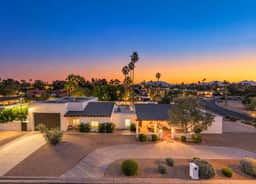 Desert Playground |Pool|Sportcourt |Bocce | Cabana - Image 2
