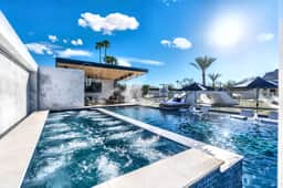 NEW|Private Waterpark Estate | Lazy River & Grotto - Image 5