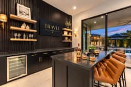 Anderson LUX Estate/Private Bar&Pool/Sleeps 12 - Image 2