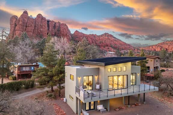 Moondance Redrock Terrace | 2 Kings | Epic Views - Image 1