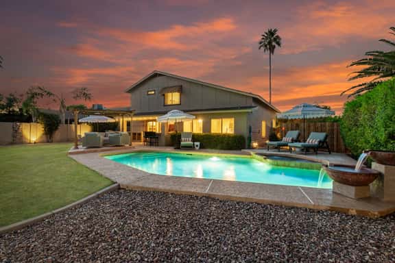 Spanish Wells Retreat | Pool & Spa | Sleeps 12 - Image 1