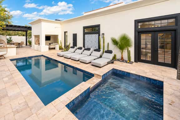 Casa Del Sol Luxe Experience - Walkable 2 Old Town - Image 1
