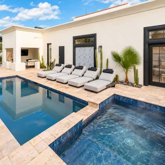 Casa Del Sol Luxe Experience - Walkable 2 Old Town - Image 1
