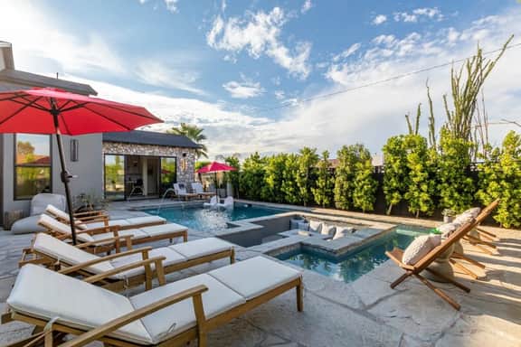 6 Beds | 5 Showers | Htd. Pool, Firepit & Putt Grn - Image 3