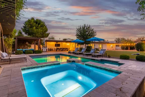 Mescal Villa & Casitas | Pool, Pickleball & Spa - Image 5