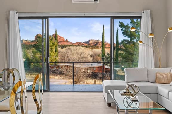 Moondance Redrock Terrace | 2 Kings | Epic Views - Image 2