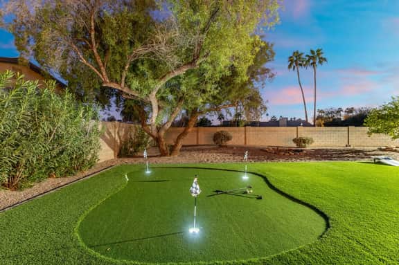 Pickleball Oasis | Heated Pool & Putting Green - Image 4