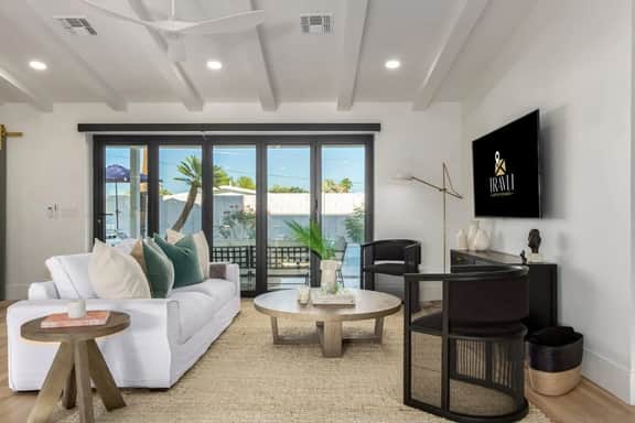 The Kingsley|Custom|Heated Pool|Chef Kitchen|Chess - Image 5