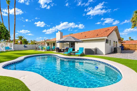 NEW|Alta Mesa Retreat|Pool, Games & More|Sleeps 10 - Image 4