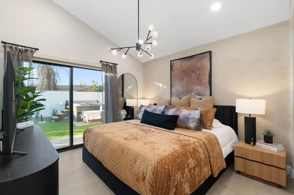 NEW | The Barrington | Old Town Designer Retreat - Image 4