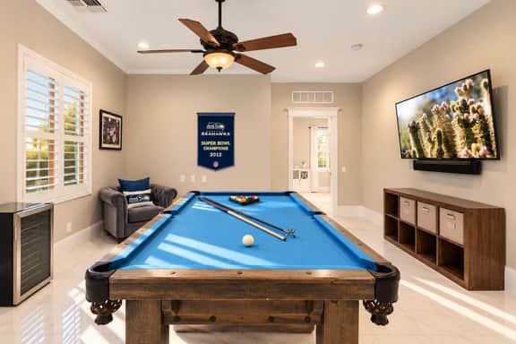 NEW| Lionsgate Luxe Estate | Pool + Spa | Golf Sim - Image 3