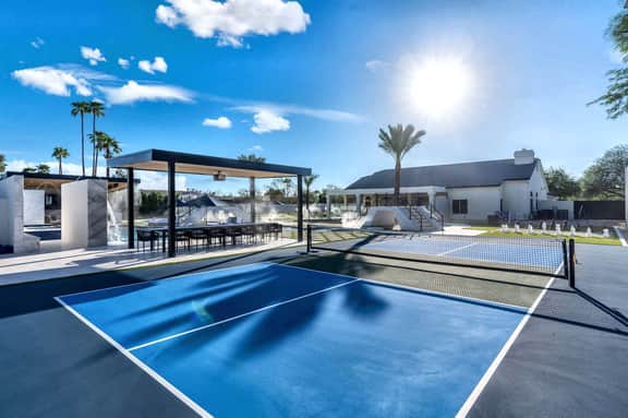 NEW|Private Waterpark Estate | Lazy River & Grotto - Image 4