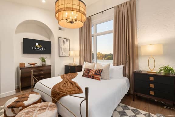 Casa Del Sol Luxe Experience - Walkable 2 Old Town - Image 3