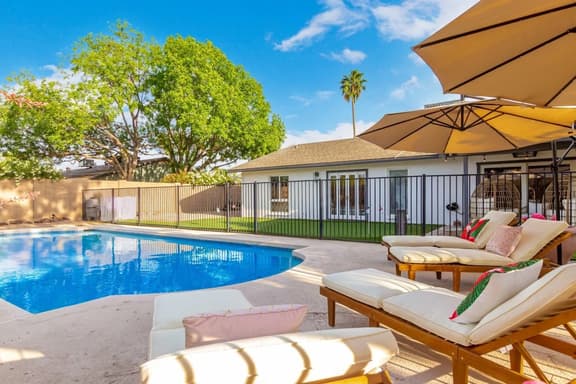 Corrine Drive - Image 1