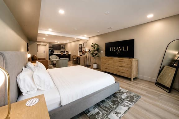 Craftsman S2 - Ocotillo Suite - Image 1